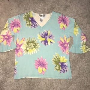 Lightweight sweater